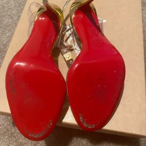 Worn once to small strap is missing shoe would have to order a strap